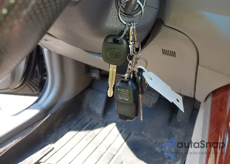 2006 Toyota Camry Xle V6 z USA, uszkodzony, nr VIN 4T1BF30K96U114182